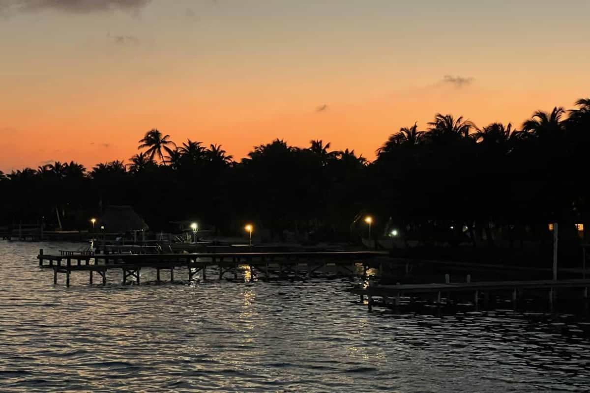 White Sands Cove San Pedro  Ngoại thất bức ảnh