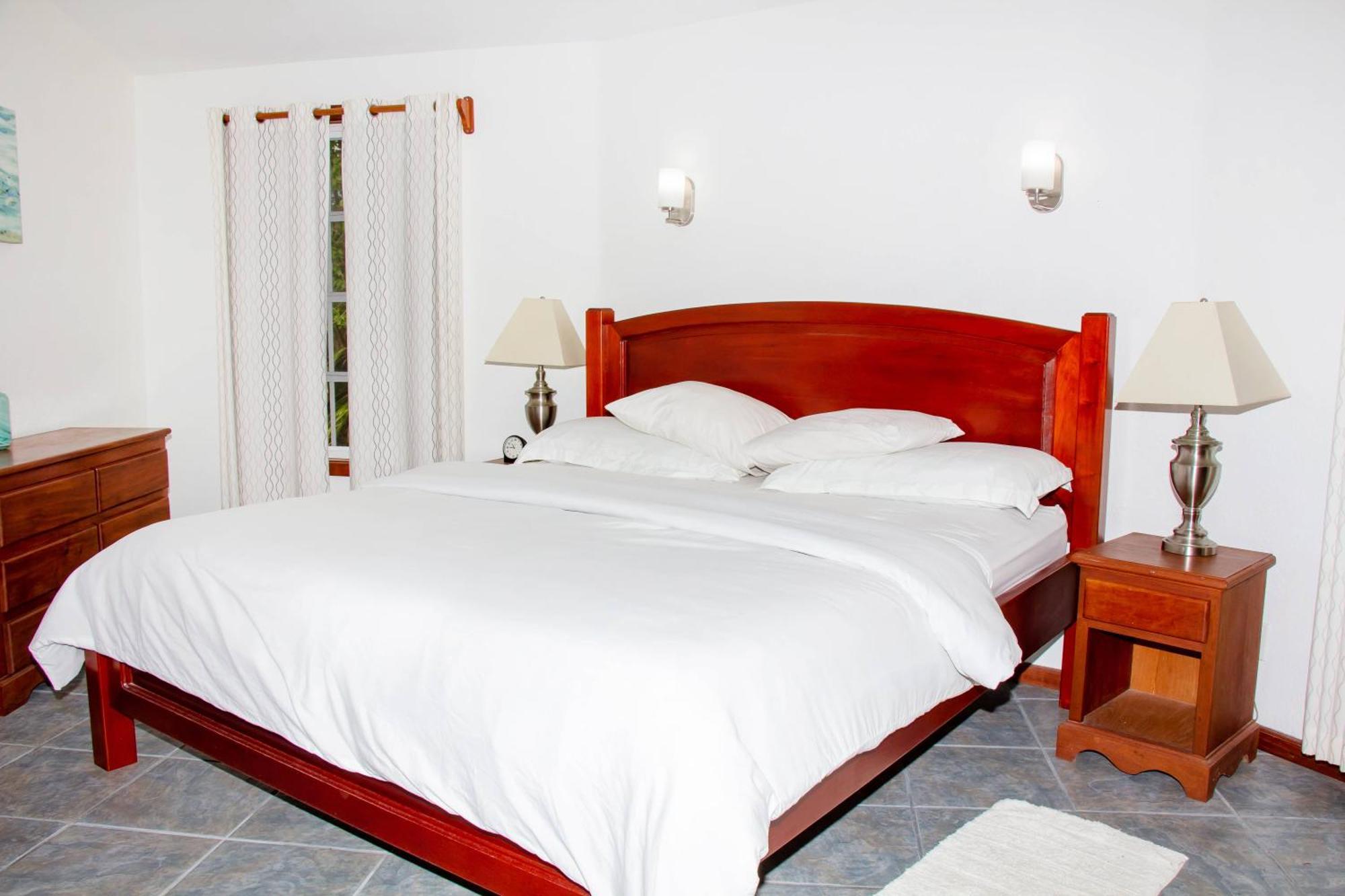 White Sands Cove San Pedro  Phòng bức ảnh