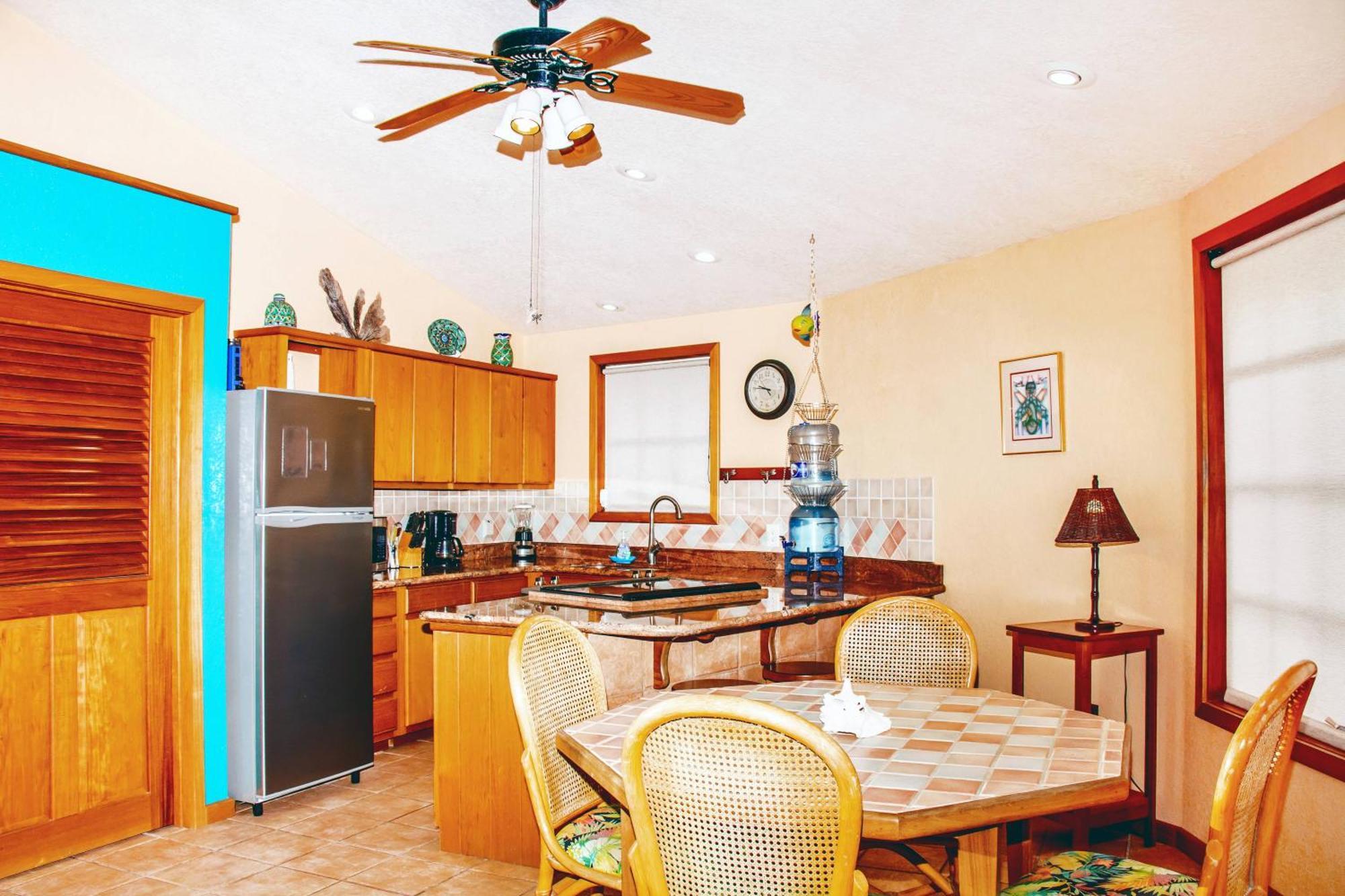 White Sands Cove San Pedro  Phòng bức ảnh